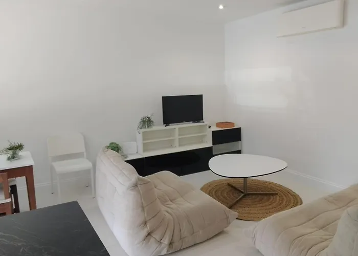 Apartamento Con Parking Gratuito A 500 M De La Playa